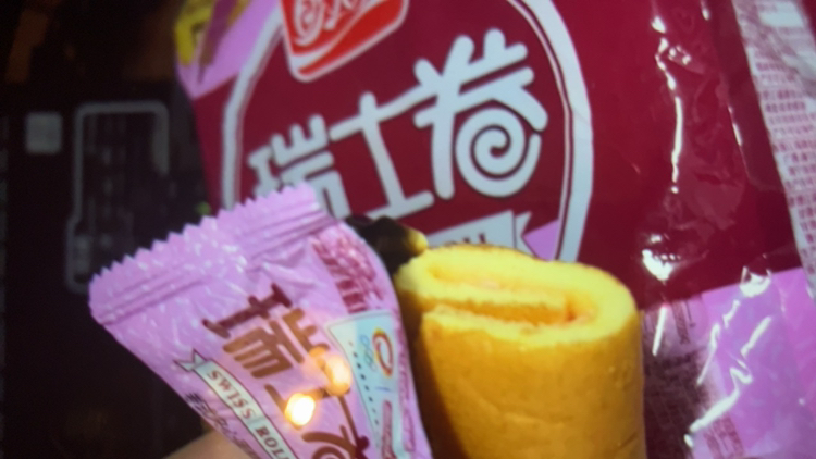 盼盼瑞士卷早餐面包休闲零食营养糕点小吃下午茶点心 香蕉味240g -单包晒单图