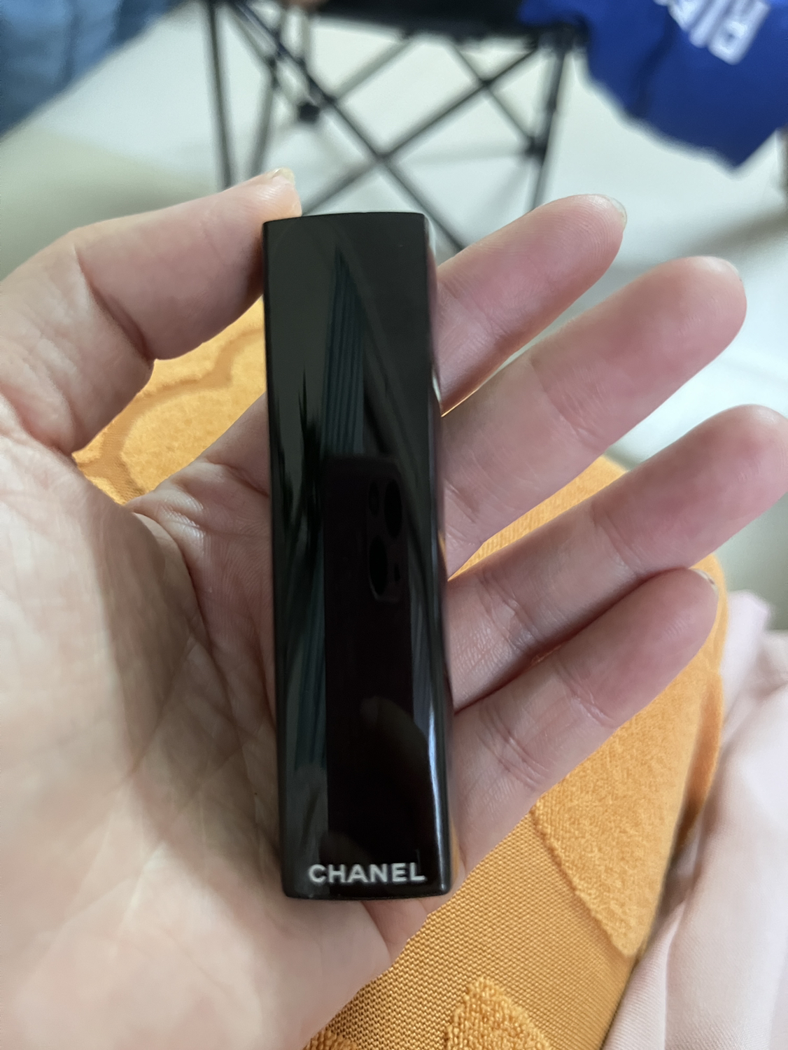 香奈儿(CHANEL)口红/唇膏 炫亮魅力水润系列 哑光丝绒系列唇膏3.5g 炫亮丝绒哑光新色57#晒单图