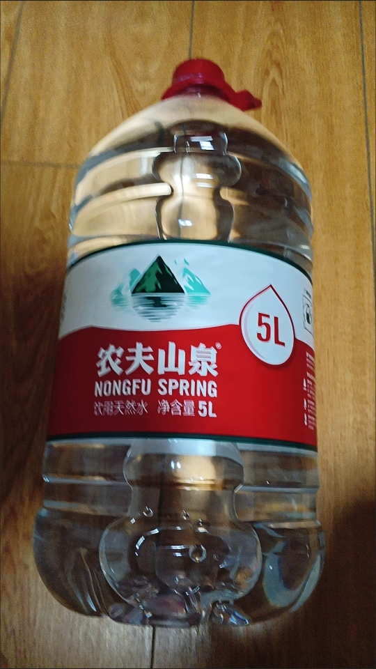 农夫山泉 饮用天然水4L*4桶整箱 桶装水晒单图