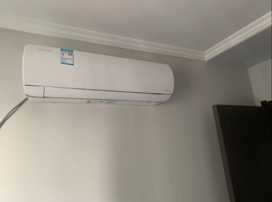 [官方自营]海信(Hisense)空调1.5匹挂机新一级能效直流变频家用一键防直吹KFR-35GW/K200-X1晒单图
