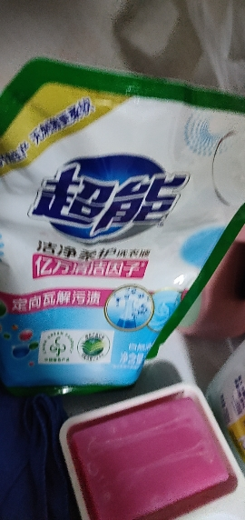 超能时尚炫彩洗衣液2kg*2大袋共8斤装深层去渍低泡易漂家用实惠装晒单图
