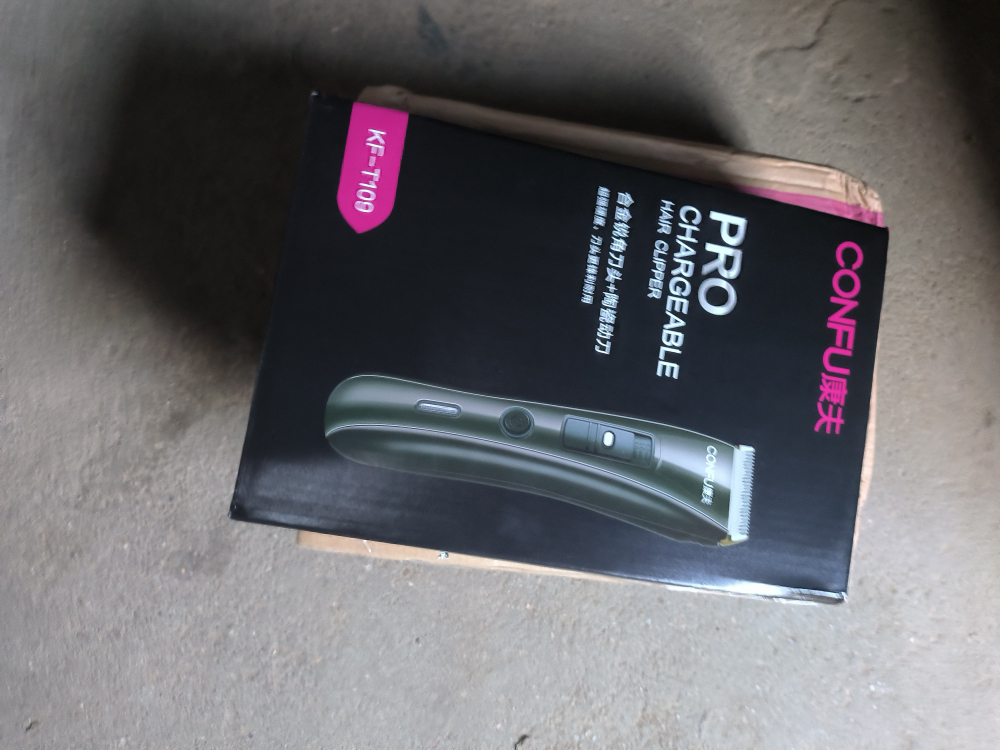 康夫(CONFU)理发器 充电式理发店专业家用电推剪 钛合金+陶瓷刀头 成人儿童电动剃头刀KF-T109晒单图