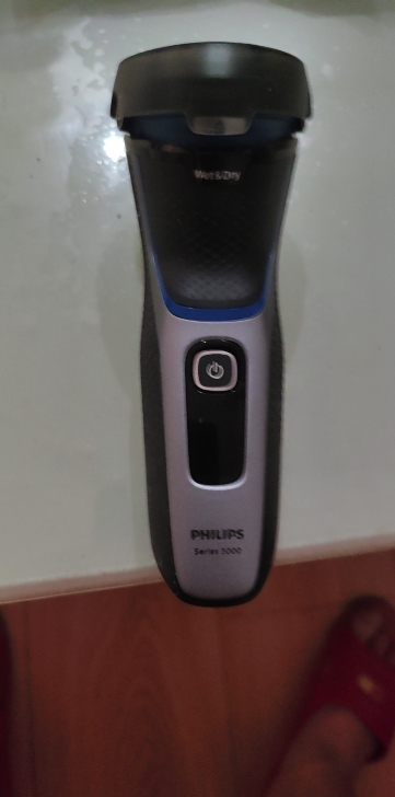 飞利浦(PHILIPS) 电动剃须刀 整机进口4系1小时快充全身水洗剃胡刀干湿双剃刮胡刀生日礼物 配鬓角修剪器S4303晒单图