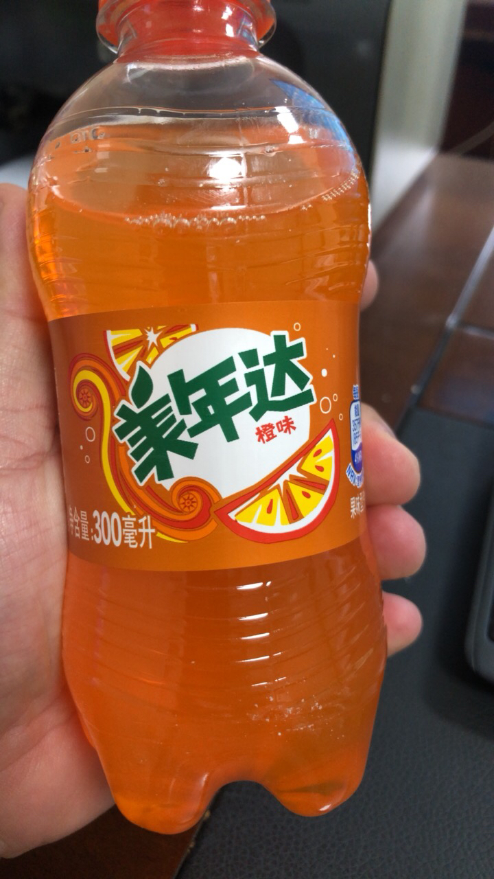 百事可乐 美年达 Mirinda 橙味汽水 碳酸饮料整箱 300ml*12瓶 (新老包装随机发货)晒单图