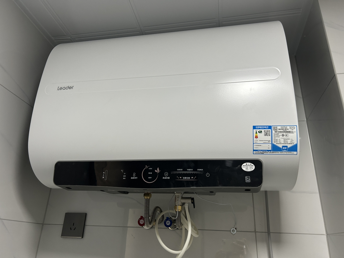 Leader海尔智家出品电热水器扁桶60升3300W速热一级能效纤薄扁桶双胆速热WIFI智控镁棒免更换 PY5晒单图