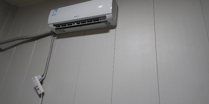 [官方自营]海信(Hisense)空调1.5匹 新一级能效直流变频手机智控一键防直吹挂机KFR-35GW/E290-X1晒单图