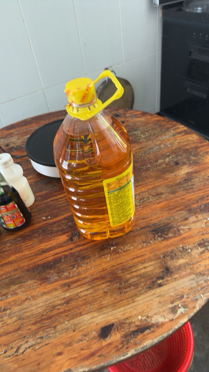 鲁花 压榨玉米油5L 食用油 粮油 礼品 家用炒菜 植物油 营养健康轻食 送礼佳品 物理压榨 纯正 香浓味美 团购晒单图