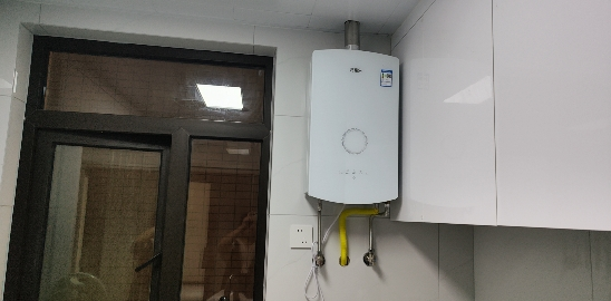 万家乐小鲸喜顶侧双吸油烟机26m³挥手智控定时烟灶联动套装 5.2KW灶17升热水AK6+AY9+16RS8(T)天然气晒单图