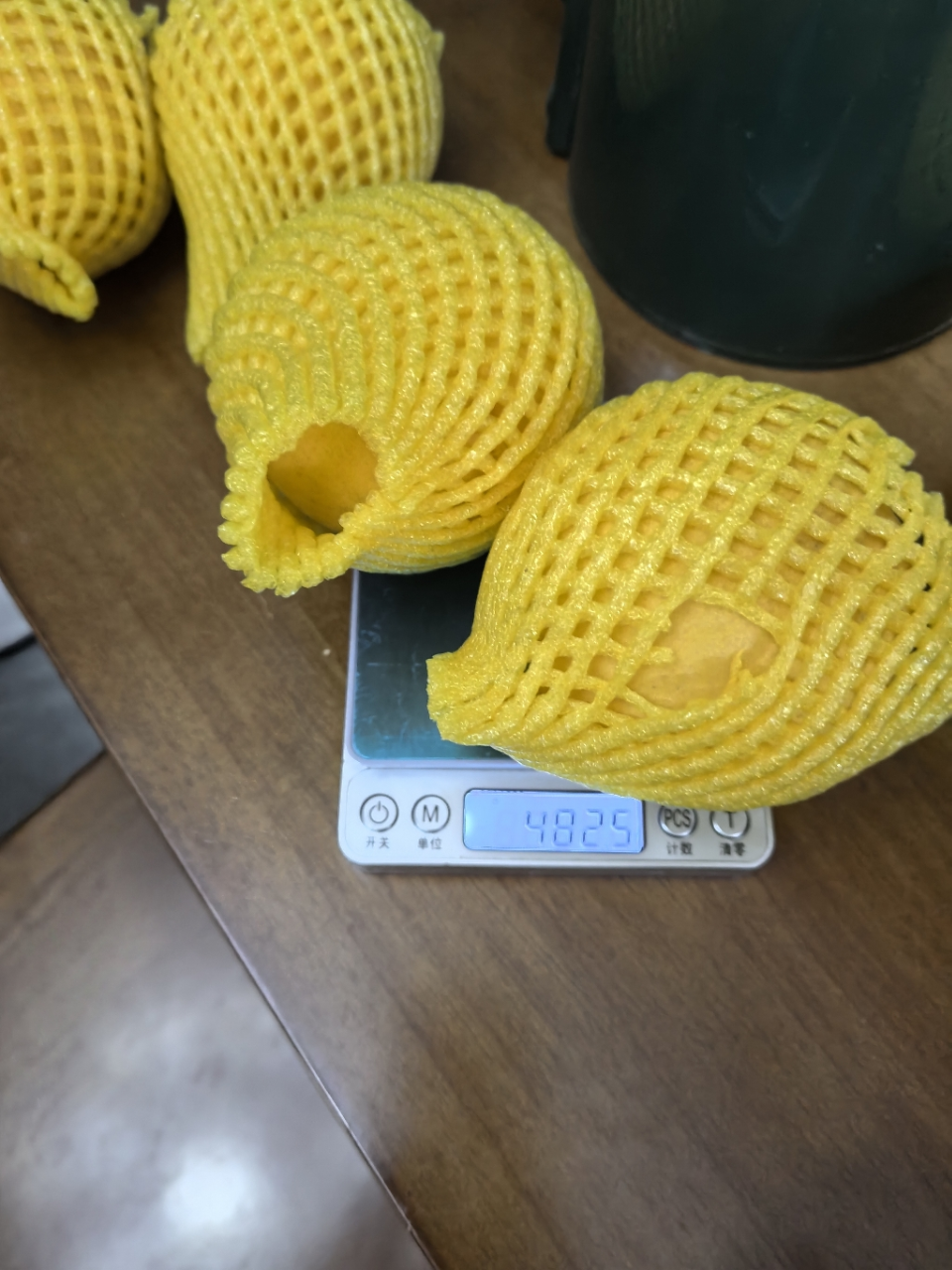 [西沛生鲜]山东新鲜黄桃 蜜桃 净重4.5斤 黄桃桃子新鲜水果毛桃黄金蜜桃时令血桃当季整箱黄肉脆桃晒单图