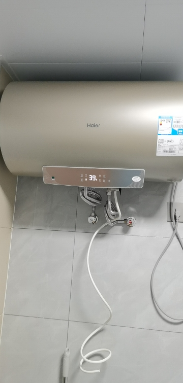 [行业榜单]海尔(Haier)电热水器储水式家用 2200W升级速热节能 一级能效节能上门安装DK1 60升[2-3人]晒单图