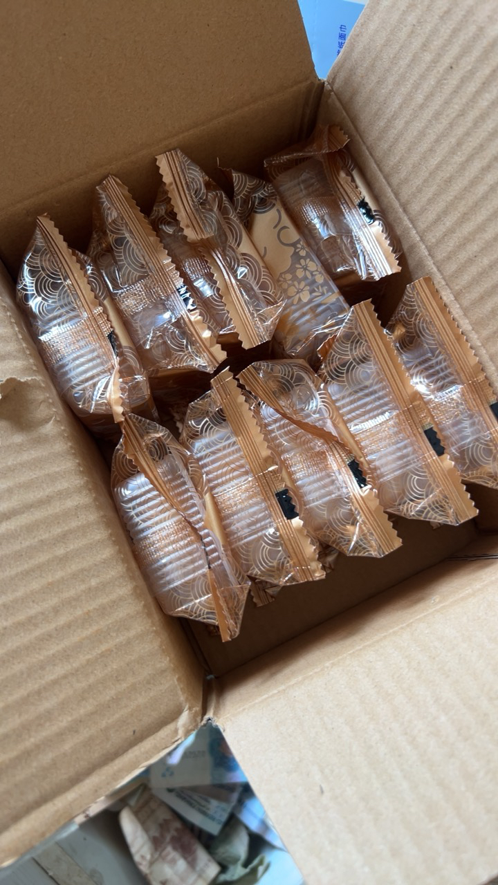 刻凡老式莲蓉蛋黄味月饼400g中秋月饼传统广式糕点下午茶甜点中秋节零食小吃晒单图
