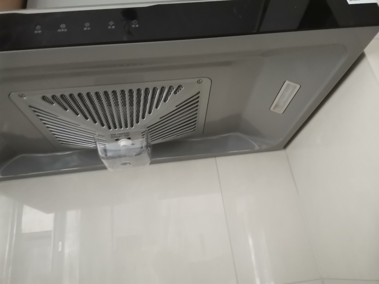 美的(Midea)家用抽油烟机19立方大吸力欧式顶吸 小户型排烟机 自动清洗 触屏控制 厨房家电T33A晒单图
