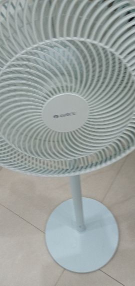 格力落地扇FD-35X65h7竹青色电风扇家用节能落地扇学生立式大风量客厅宿舍机械七叶扇加厚底盘加大扇叶晒单图