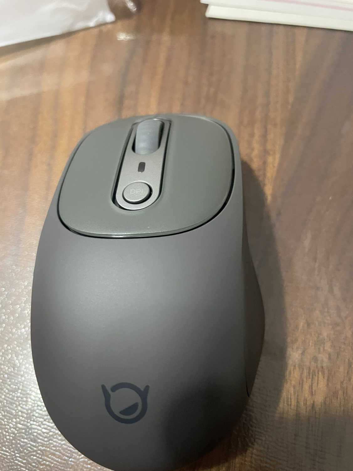 联想(Lenovo) 小新蓝牙无线鼠标Plus 商务办公轻音便携 笔记本台式机电脑鼠标 灰色晒单图