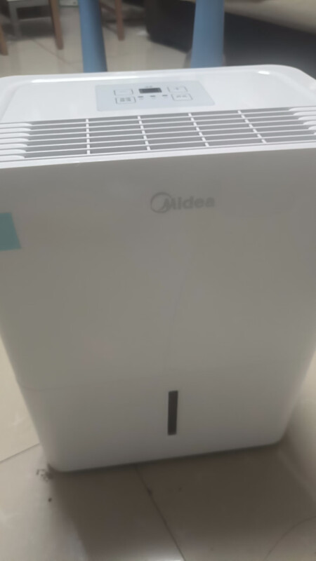 美的(Midea) 家用除湿机干衣/抽湿机除湿量12升/天家用干燥机干衣20㎡以下适用/地下室CF12BD/N7-DN晒单图