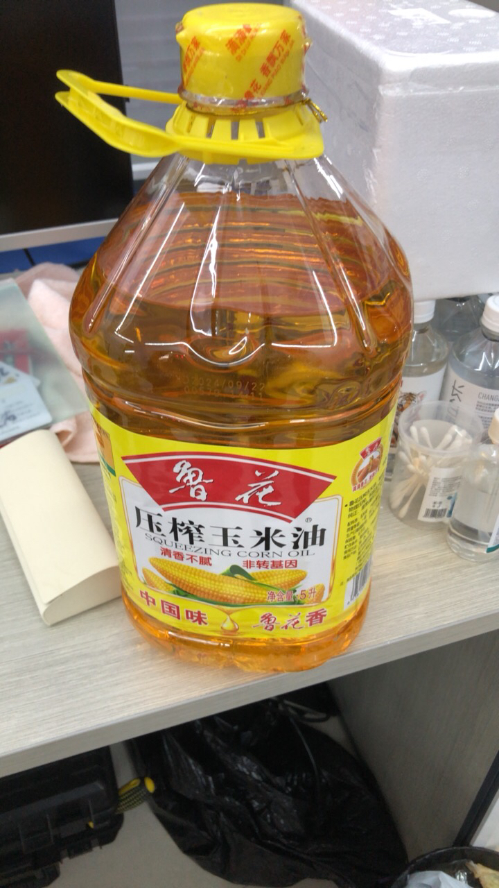 鲁花压榨玉米油5L 食用油 粮油 礼品 家用炒菜 植物油 营养健康轻食 送礼佳品 物理压榨 纯正 香浓味美 团购晒单图