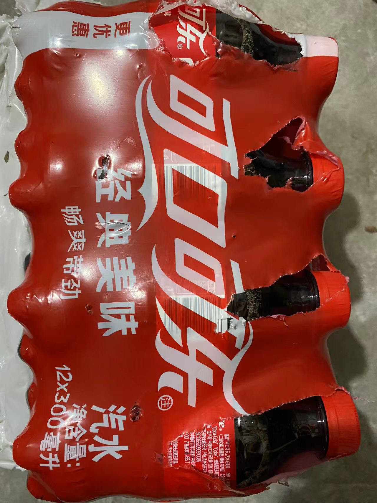 可口可乐300ml*12瓶整箱碳酸饮料夏日清凉快乐水汽水饮料晒单图