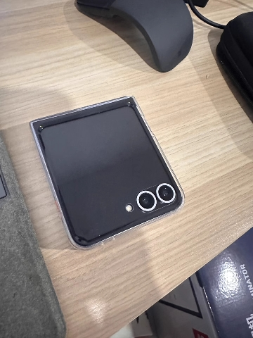 三星Galaxy Z Flip6 5G (SM-F7410) 12GB+256GB 星夜银 折叠屏手机正品国行全国联保 激活晒单图