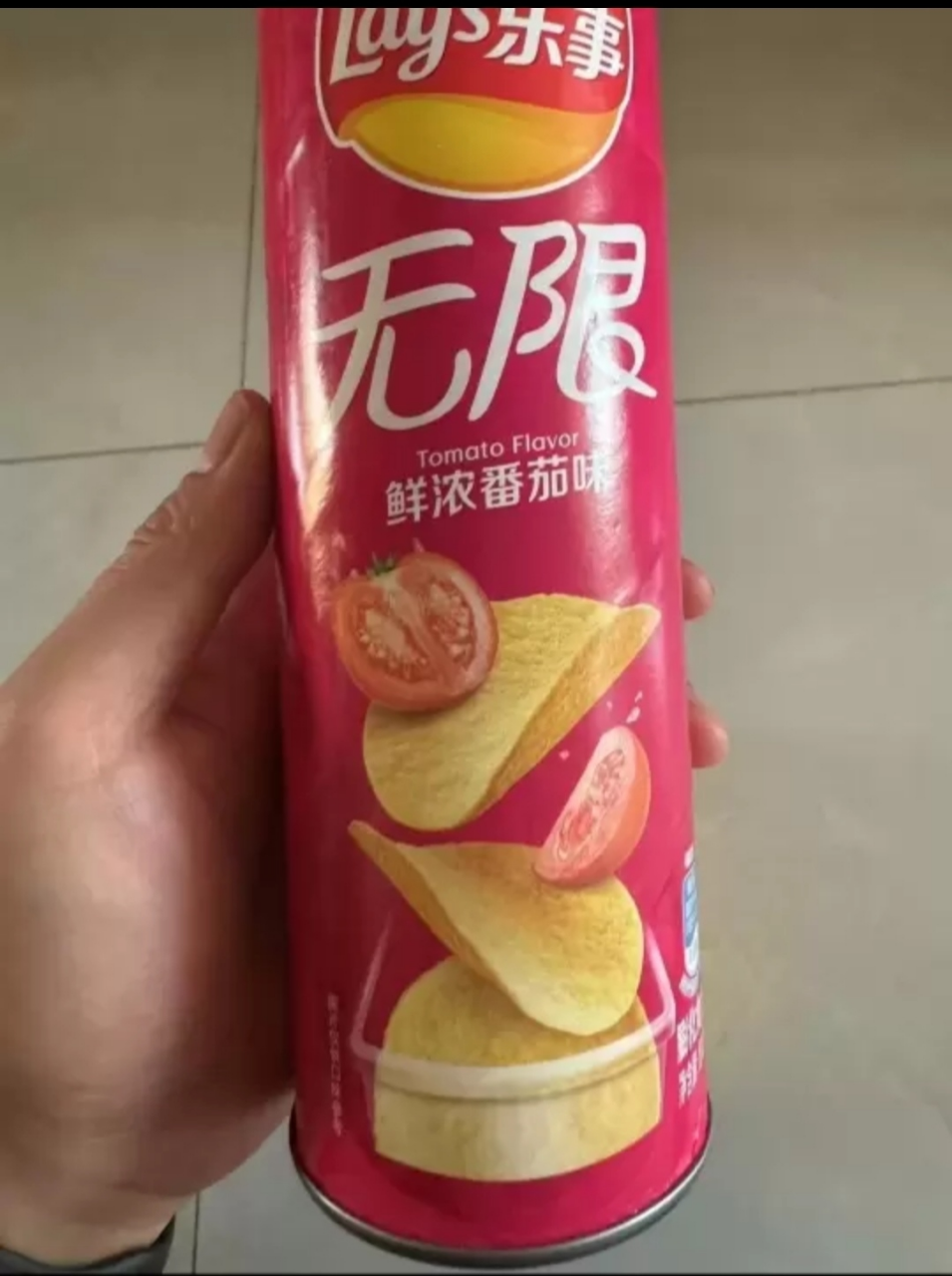 乐事薯片罐装104g*6桶膨化食品土豆片商超同款办公室解馋休闲小零食(原味+烤肉味+番茄味)晒单图