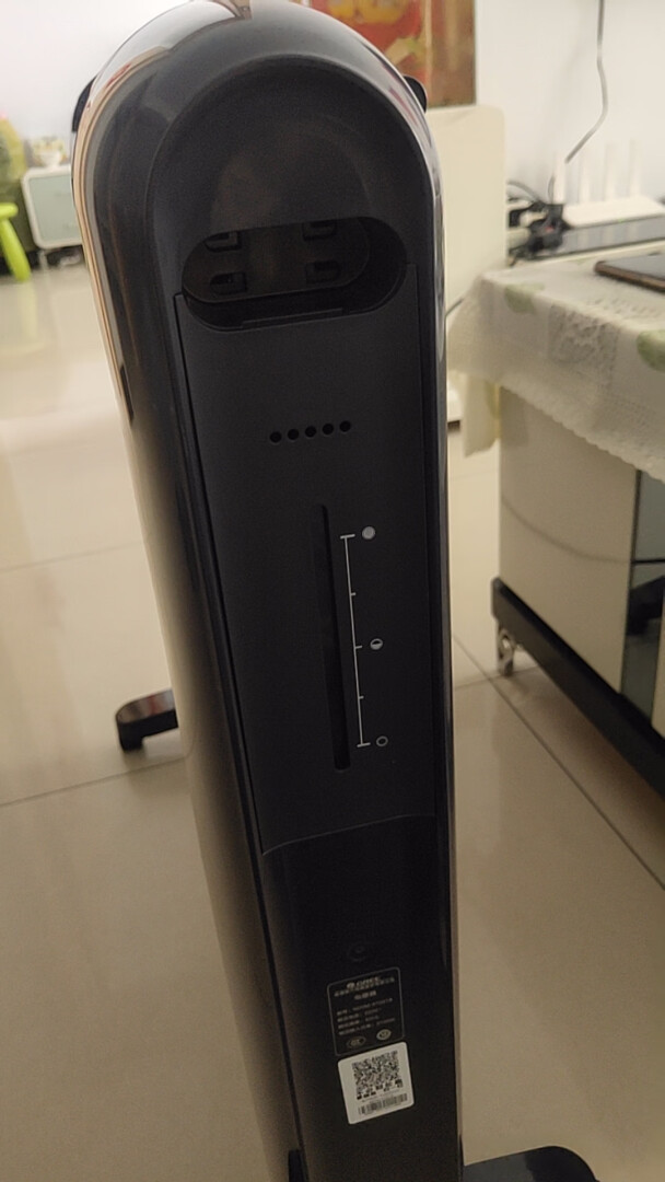 格力(GREE) 取暖器家用暖气遥控取暖气加湿无光防烫电热膜速热电暖器 石墨烯速热NDYM-X7021B晒单图