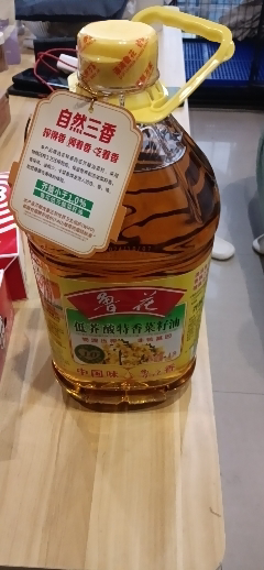 鲁花低芥酸特香菜籽油4L食用油 菜油 非转基因 粮油 礼品 家用炒菜 植物油 营养健康轻食 送礼佳品 物理压榨 香浓味美晒单图