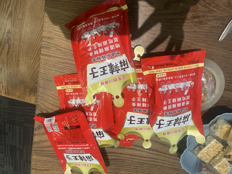 麻辣王子地道辣条(很麻很辣)73g*8晒单图