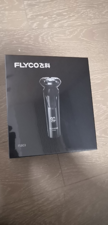 飞科(FLYCO)电动剃须刀FS903全身水洗苏宁自营三刀头剃胡须刀旋转式刮胡刀须刨男士送老公晒单图