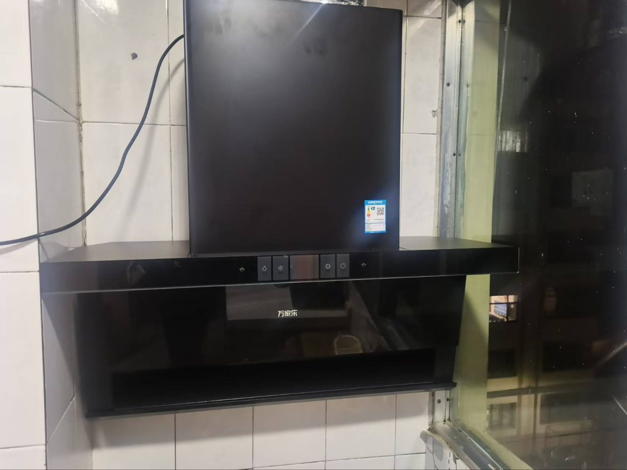 万家乐顶侧三腔AI自巡航变频油烟机 25m³/min低噪挥手智控自清洗烟灶联动 家用抽油烟机CXW-320-TAK8晒单图