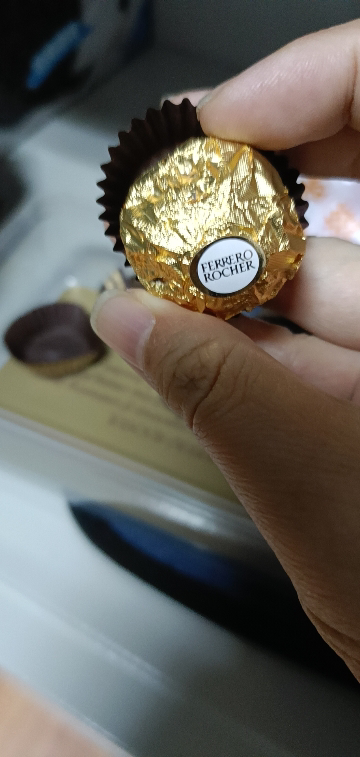 Ferrero/费列罗榛果威化巧克力T30结婚喜糖巧克力整盒30颗晒单图