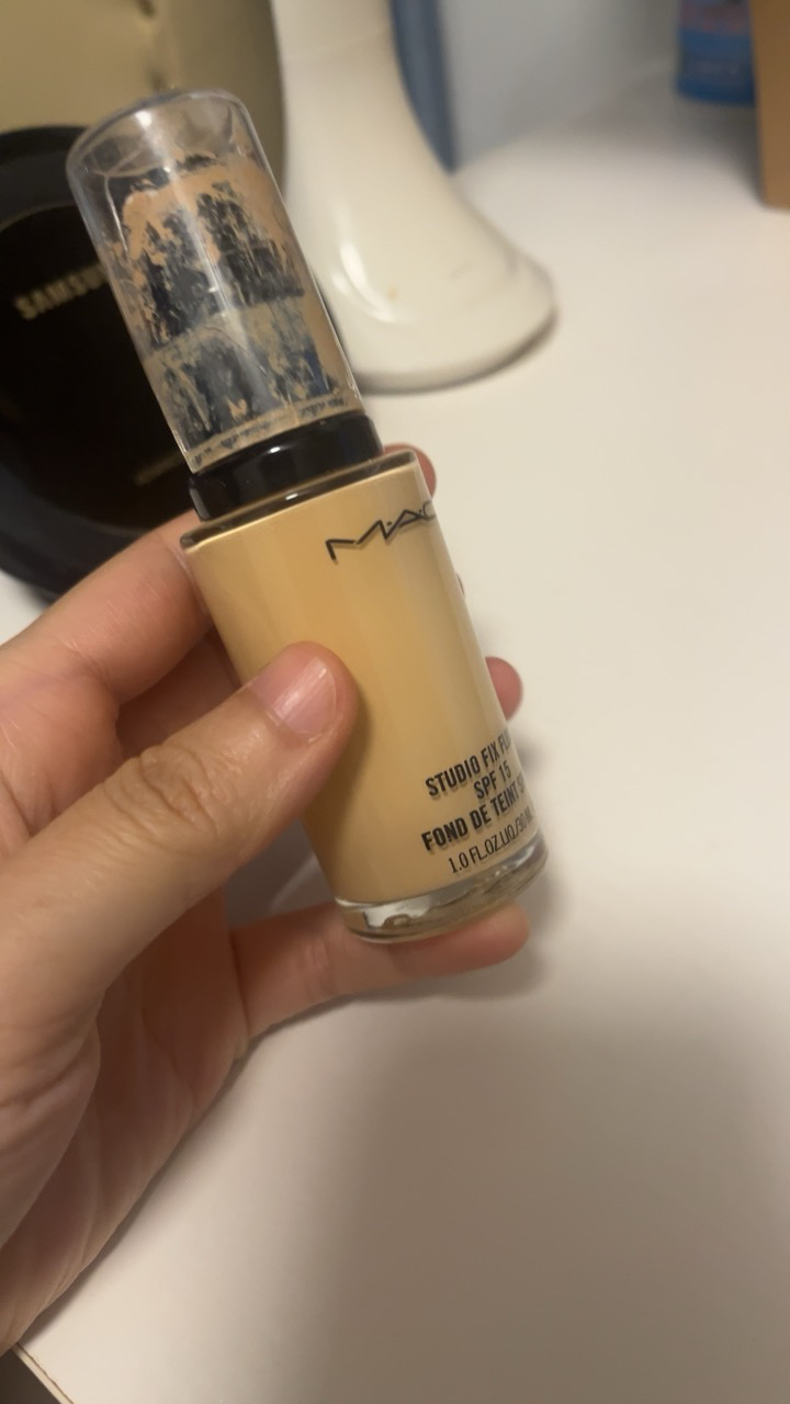 MAC 魅可 定制无瑕粉底液(新)N18 30ml[自然偏白肤色]晒单图