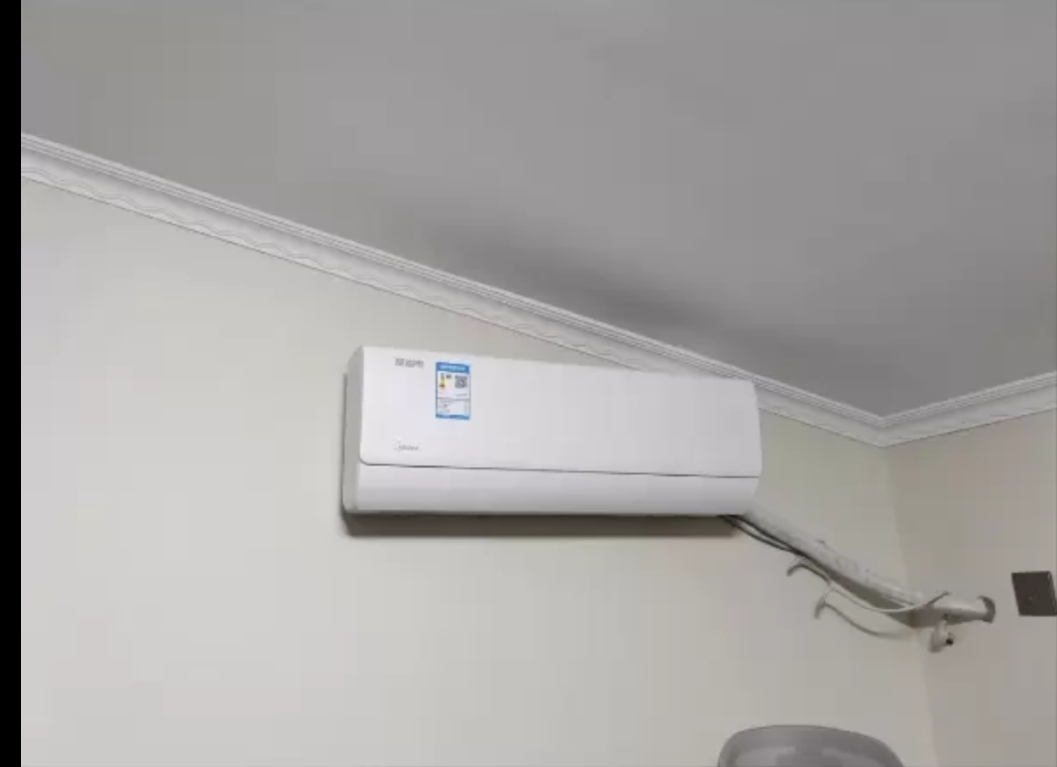 美的 宁苑1.5匹变频冷暖壁挂式空调挂机 KFR-35GW/BDN8Y-QS200(1)A CZ晒单图
