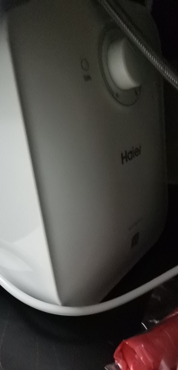 海尔(Haier)电热水器5升小厨宝上出水 1级能效 1750W低能耗防腐抗垢暖心暖手 长效保温晒单图
