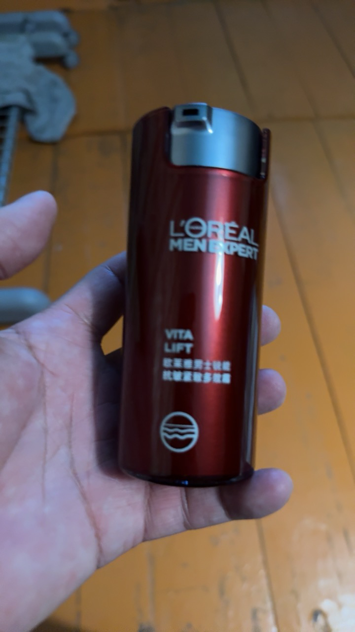 欧莱雅男士锐能抗皱紧致多效霜50ml(日霜 保湿补水 滋润营养舒缓肌肤 提拉紧致 油皮干皮适用)晒单图
