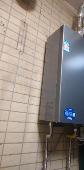 海尔(Haier)16升燃气热水器天然气 JSLQ27-16ER3 超一级能效 双增压零冷水 水伺服恒温 智控节能晒单图