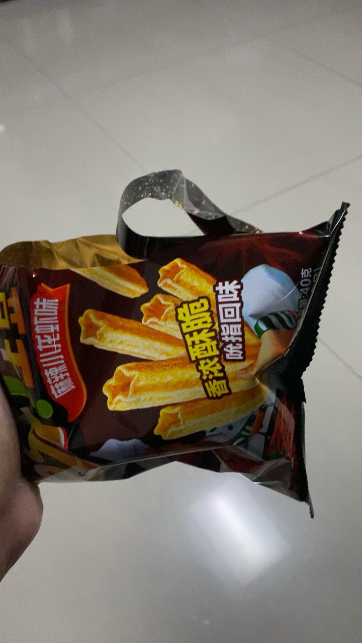 好丽友呀土豆薯条休闲食品小吃解馋小零食麻辣小龙虾味40g*3袋薯片晒单图