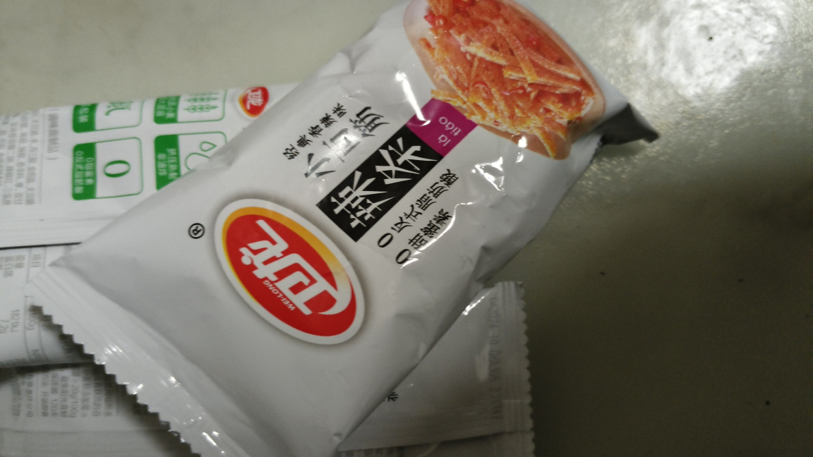 卫龙辣条小面筋散装5小包香辣网红小吃休闲零食品素肉聚餐晒单图