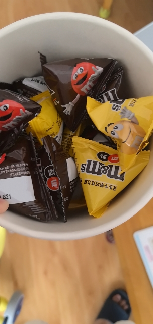 德芙m&m’s妙趣畅享花生牛奶巧克力豆混合碗装270g晒单图