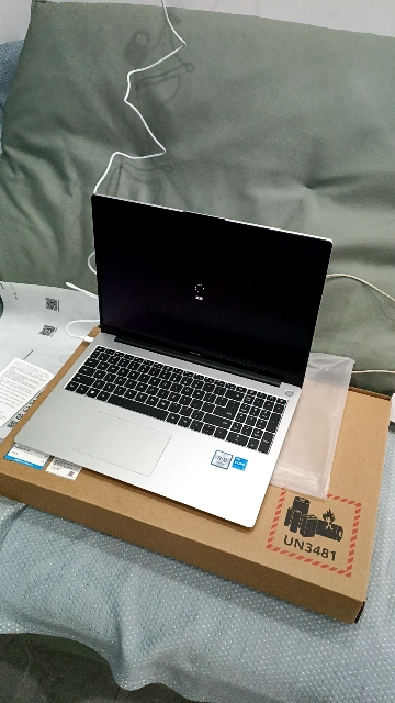 华为(HUAWEI)笔记本电脑MateBook D 16 2024 13代酷睿i5 16G 1T高性能轻薄办公本/16英寸护眼屏/手机互联 银色晒单图
