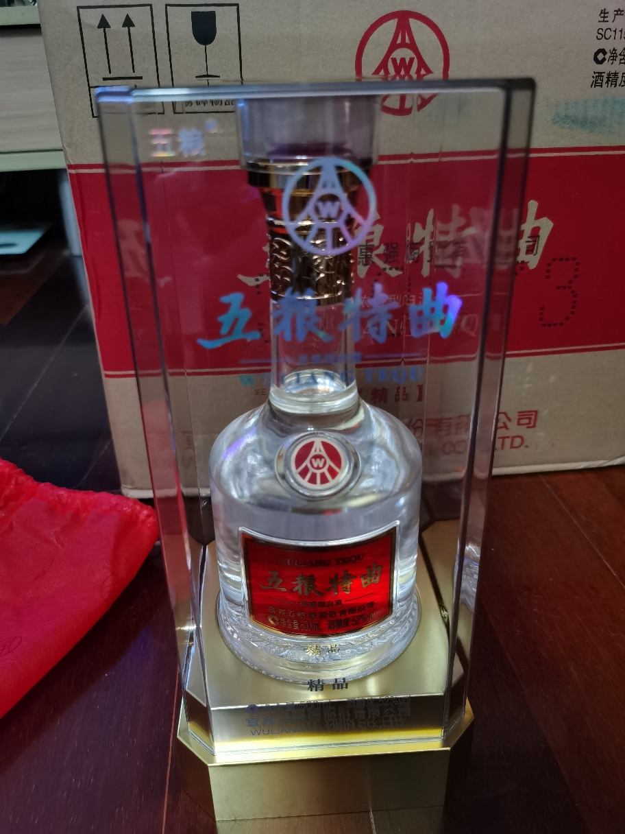 五粮液股份 五粮特曲精品 浓香型白酒 52度 500ml单瓶装晒单图