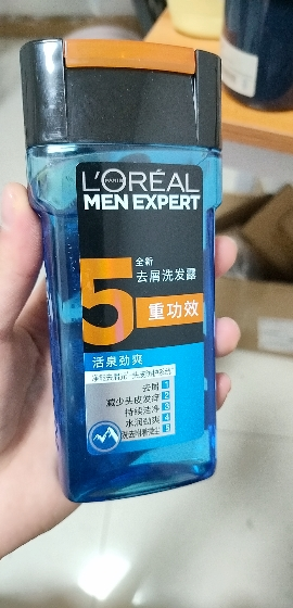 欧莱雅(L'OREAL) 男士去屑洗发露(活泉劲爽) 200ml(适合所有发质人群,成人,男士洗发水)晒单图