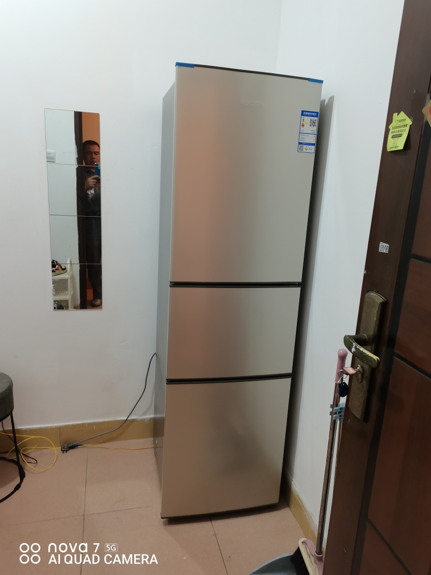 澳柯玛206LBCD-206NE三开门电冰箱家用中小型节能出租房宿舍冷藏冻晒单图