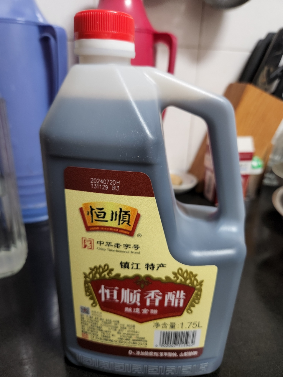 恒顺香醋1.75L桶酿造食醋 镇江特产香醋 调味品 炒菜凉拌家庭装晒单图