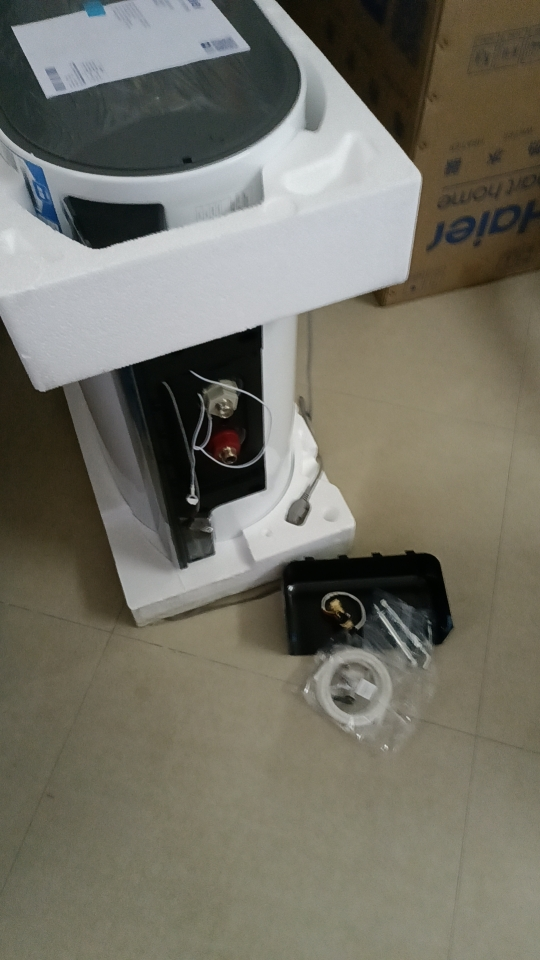 海尔(Haier)60升[小魔盒]瓷净美肤净水洗定制浴超薄扁桶双胆家用电热水器3.3KW变频速热BK3pro 60L晒单图