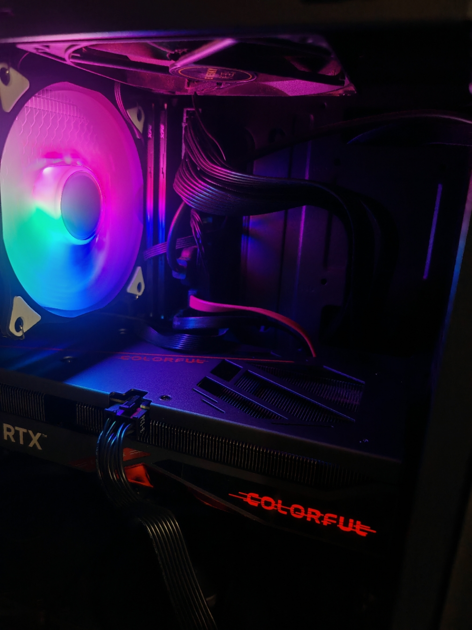七彩虹RTX 5070 战斧 Ultra 12GB显存GDDR7 DLSS 4电竞光追游戏设计电脑显卡RTX 5070 Ultra W OC 不支持无理由退货晒单图