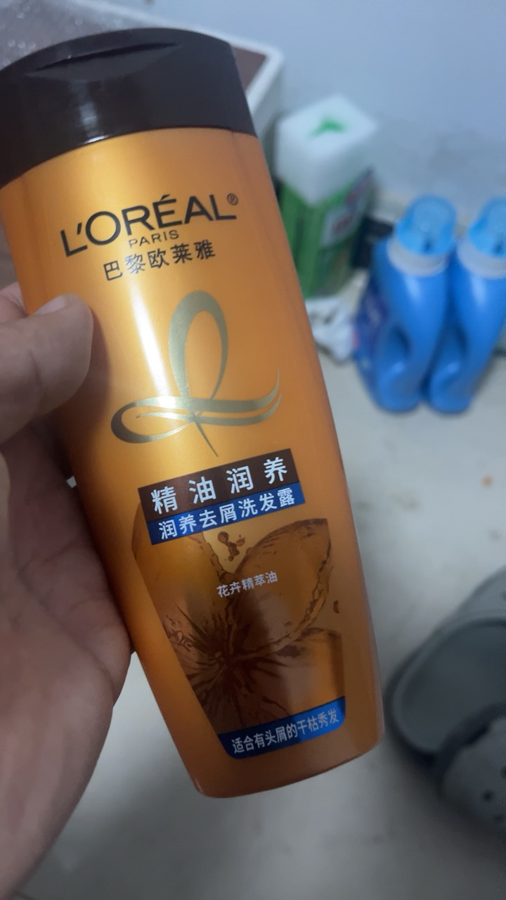 欧莱雅(LOREAL)精油润养去屑洗发露200ml(适合干性发质人群,去屑洗发水)新旧包装随机发晒单图