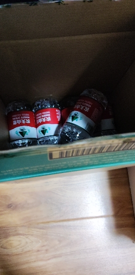 农夫山泉 饮用天然水380ml*24瓶整箱晒单图
