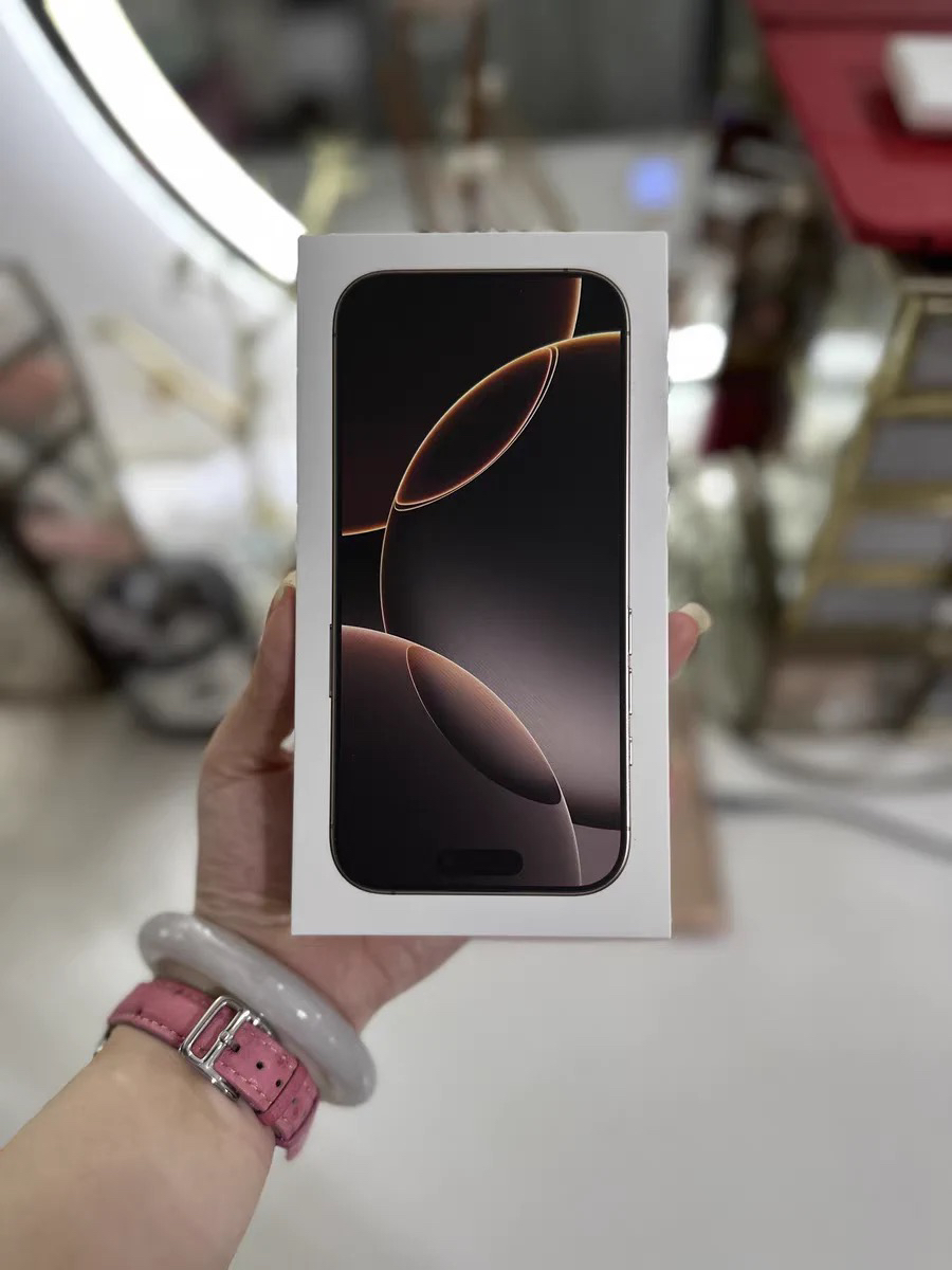 Apple iPhone 16 Pro 256G 沙漠色移动联通电信5G双卡双待手机晒单图