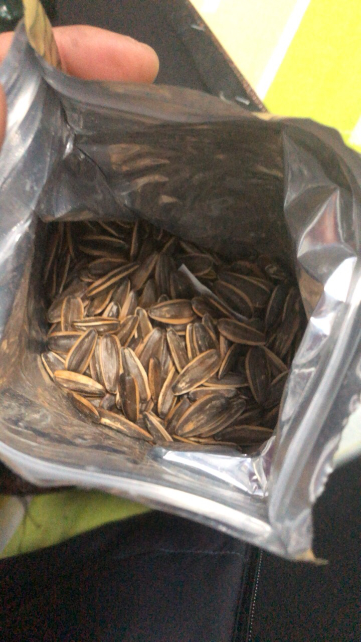 老街口 瓜子 焦糖味500g*1袋 坚果炒货 葵花籽 特产零食品批发晒单图