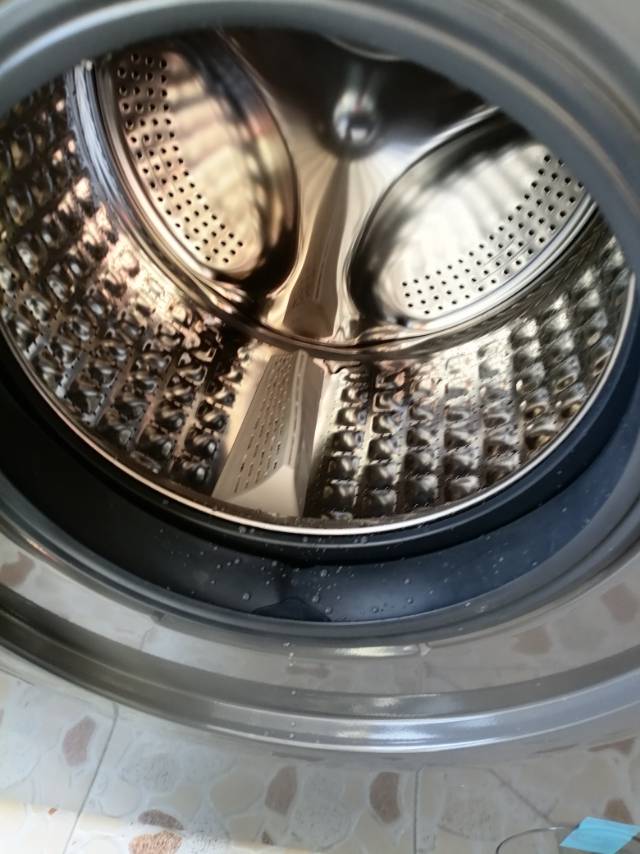 海尔(Haier)滚筒洗衣机全自动家用初色系列超薄平嵌10公斤大容量一级能效单洗570mm超薄+防生锈+巴氏除菌晒单图