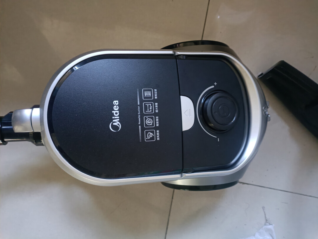 美的(Midea)卧式吸尘器C7家用大吸力小型强力手持车载 1400W大功率 吸尘除螨 吸擦一体 无耗材强劲大吸力黑色晒单图